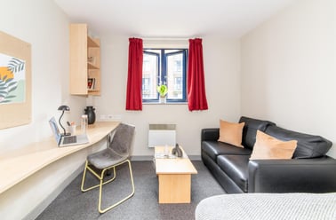 Dighton Street, Kingsdown, Bristol - Image 3